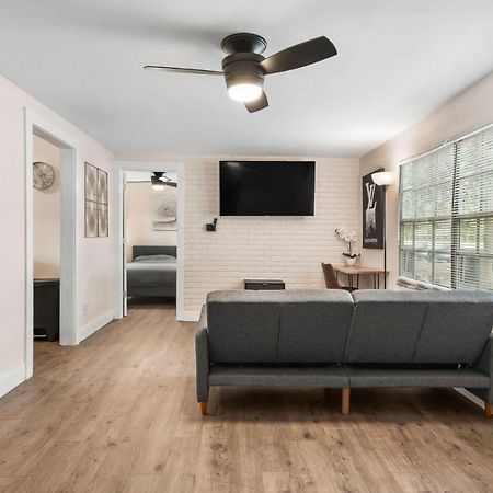 Westshore Stadium House Tampa Exterior photo
